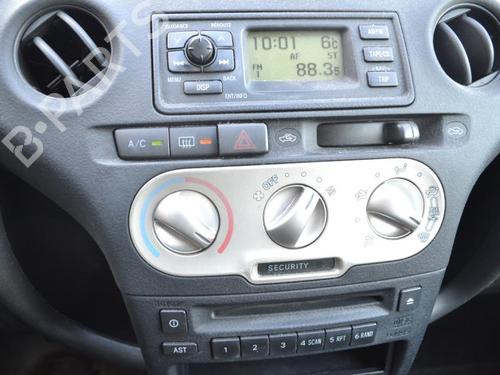 Switch TOYOTA YARIS (_P1_) 1.4 D-4D (NLP10_, NLP10R) | BP23687361I30 - Image 13