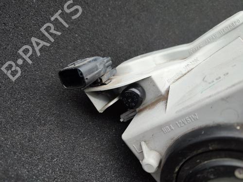 left-front-fog-light-lexus-is-ii-_e2_-2005-2006-2007-2008-2009-2010-2011-2012-2013-23722994 main image