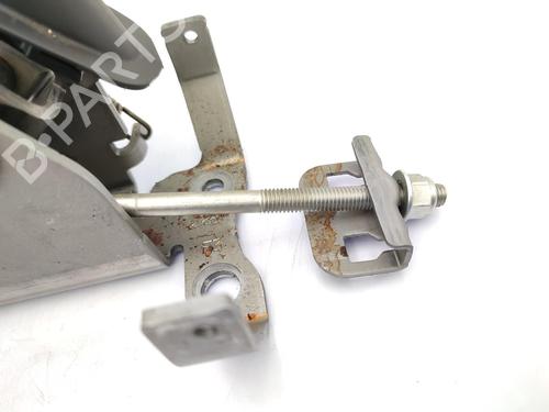 Hand brake RENAULT CLIO IV (BH_) 1.5 dCi 90 | BP23740904I18 