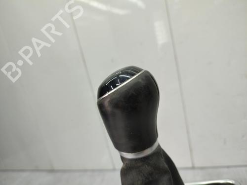 Used Gear lever VW TIGUAN (5N_) 2.0 TDI (140 hp) 23729897