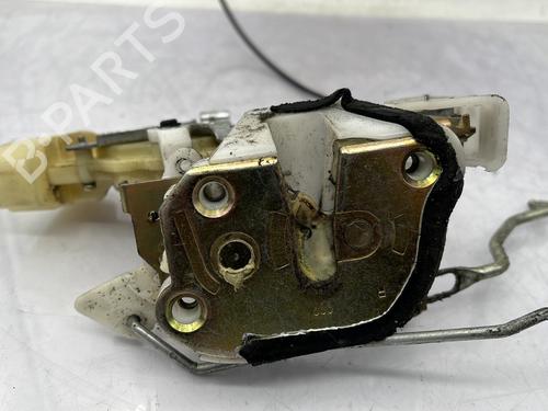 Højre fortil lås TOYOTA YARIS (_P1_) 1.0 (SCP10_, SCP10R) (68 hp) 31658312