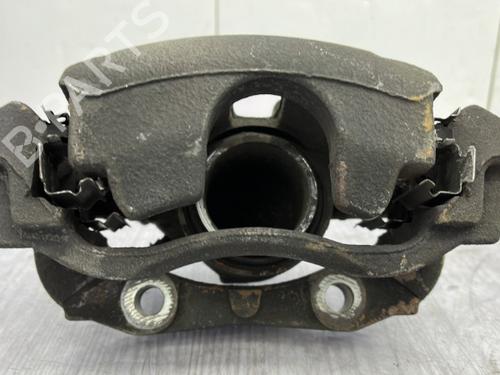 Used Right front brake caliper CITROËN C4 CACTUS 1.6 BlueHDi 100 (99 hp) 23757521