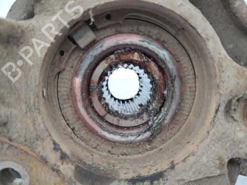 Used Right front steering knuckle Right front steering knuckle FIAT MAREA Weekend (185_) 2.4 JTD 130 (130 hp) 23722477 23722477