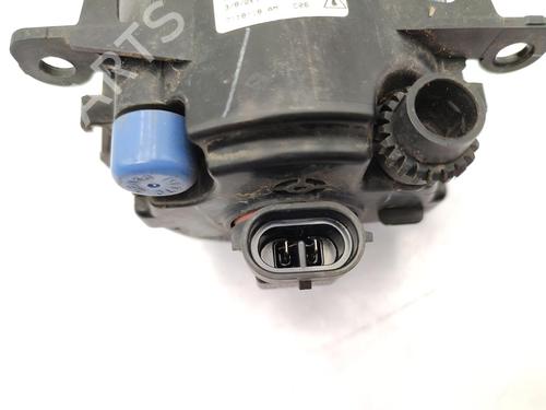 Feu de brouillard avant gauche SUZUKI SWIFT III (MZ, EZ) 1.3 DDiS (RS413D) (75 hp) 23680153