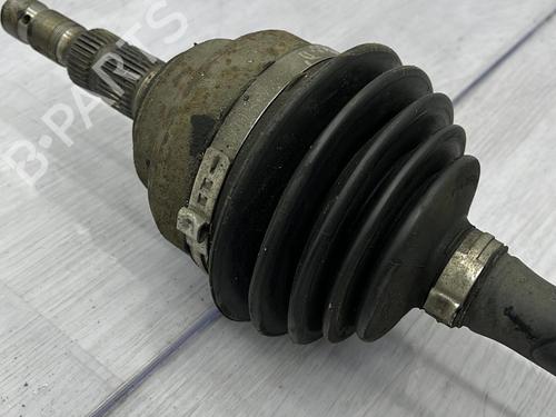 Used Right front driveshaft Right front driveshaft OPEL ZAFIRA A MPV (T98) 2.0 DI 16V (F75) (82 hp) 23698340 23698340