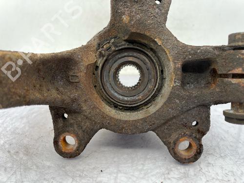 Mozzo anteriore destro Mozzo anteriore destro RENAULT CLIO III (BR0/1, CR0/1) [2005-2014] 37079540 37079540