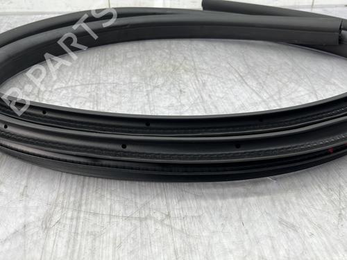 Gumowa uszczelka drzwi FORD C-MAX II (DXA/CB7, DXA/CEU) 1.0 EcoBoost | BP30046340C142 