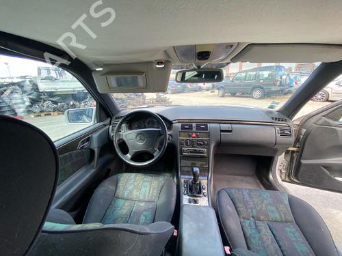 Dashboard MERCEDES-BENZ E-CLASS (W210) E 240 (210.061) | BP36440136C46 - Image 102