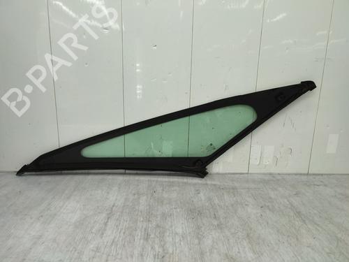 front-left-quarter-glass-opel-zafira-tourer-c-p12-2011-27327720 main image