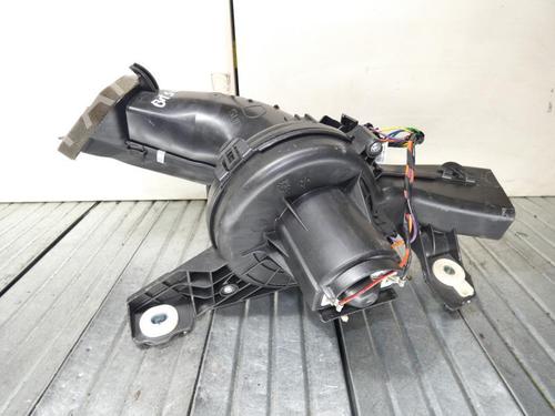 Heater blower motor PEUGEOT 5008 (0U_, 0E_) 1.6 HDi | BP23697848M62 