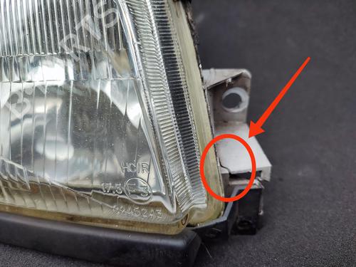 Used Right headlight Right headlight RENAULT CLIO I (B/C57_, 5/357_) 1.2 (B/C/S572) (60 hp) 23739575 23739575