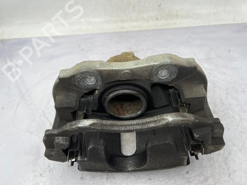 Used Right front brake caliper Right front brake caliper PEUGEOT 208 II (UB_, UP_, UW_, UJ_) 1.2 PureTech 75 (75 hp) 34235429 34235429