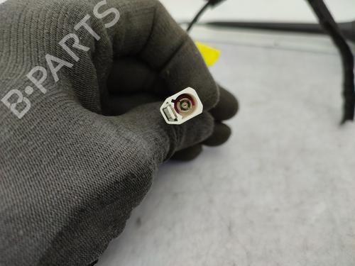 antennabase-peugeot-2008-i-cu_-2013-27386981 main image