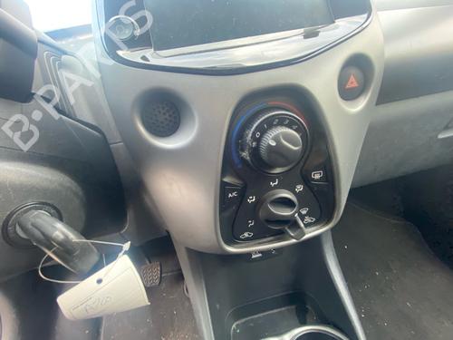 Instrumentbræt TOYOTA AYGO (_B4_) 1.0 VVTi (KGB40) | BP37451111C46 - Image 71