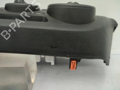 Climate control TOYOTA HILUX VIII Pickup (_N1_) 2.4 D 4WD (GUN125_, GUN125R) | BP24146257I5 