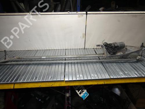 Used Front wiper motor Front wiper motor RENAULT MODUS / GRAND MODUS (F/JP0_) 1.5 dCi (FP0D, JP0D) (82 hp) 23670853 23670853