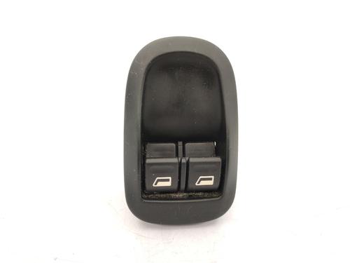 Used Left front window switch Left front window switch PEUGEOT 206 Hatchback (2A/C) 1.1 i (60 hp) 23719131 23719131