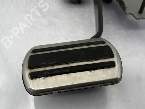 Used Break pedal Break pedal PEUGEOT 3008 II SUV (MC_, MR_, MJ_, M4_) 1.5 BlueHDi 130 (131 hp) 31129717 31129717