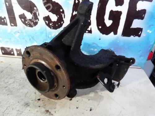 Used Right front steering knuckle PEUGEOT 205 II (20A/C) 1.8 XDT (79 hp) 23687782