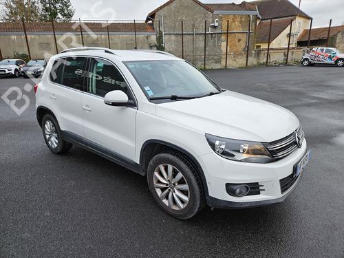 Left tailgate light VW TIGUAN (5N_) 2.0 TDI | BP24865809C79  - Image 12