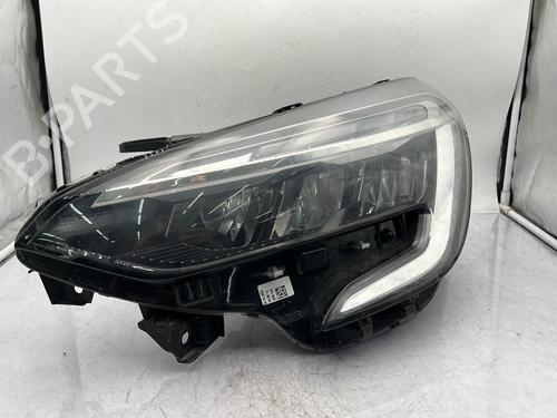 Used Left headlight RENAULT CLIO V (B7_) 1.5 Blue dCi 85 (B7AG) (86 hp) 29839382