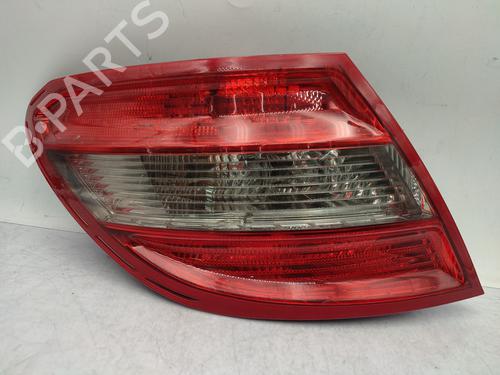 Used Left taillight MERCEDES-BENZ C-CLASS (W204) C 220 CDI (204.002) (170 hp) 29429915