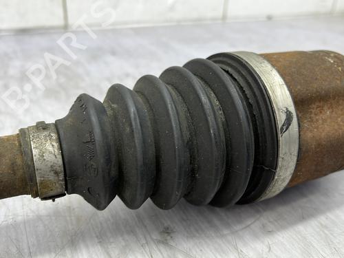 left-front-driveshaft-renault-clio-iv-bh_-2012-2013-2014-2015-2016-2017-2018-2019-2020-2021-31586534 main image