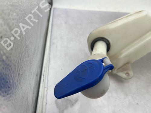 Used Windscreen washer tank Windscreen washer tank 38269149 38269149