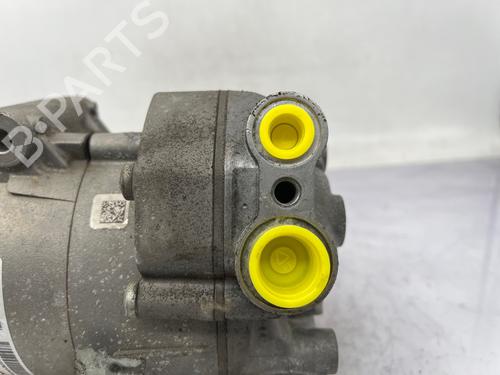 Used AC compressor AC compressor OPEL MERIVA B MPV (S10) 1.7 CDTI (75) (110 hp) 35890355 35890355