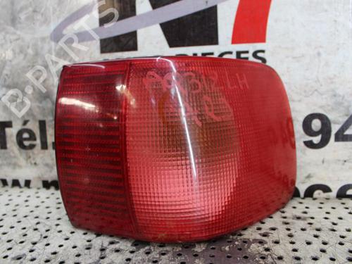 Used Right taillight AUDI 80 B4 Saloon (8C2) 1.9 TDI (90 hp) 23665638