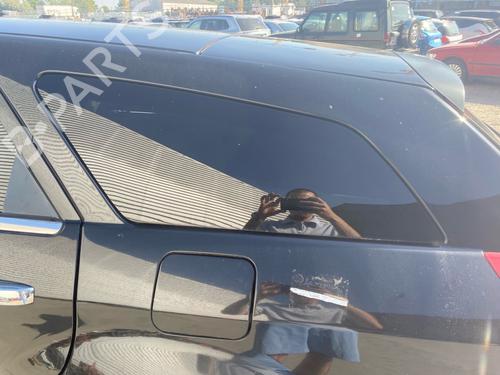 Used Rear left door window Rear left door window 36819007 36819007