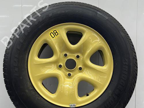 Used Jack Kit Jack Kit SUZUKI GRAND VITARA II (JT, TE, TD) 1.9 DDiS All-wheel Drive (JT419, TD44, JB419WD, JB419XD,... (129 hp) 25841978 25841978
