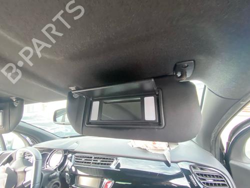 Used Right sun visor Right sun visor 38952980 38952980