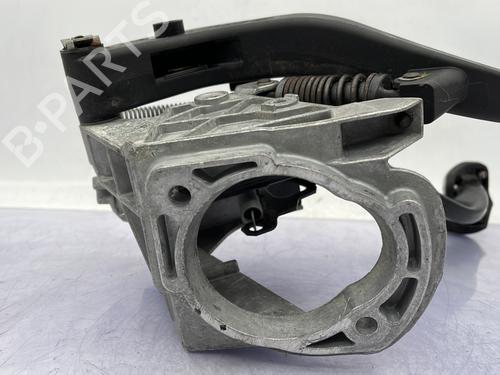 Pedal BMW 1 (F21) 118 d | BP23761106I4 