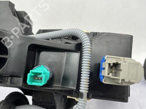 Clutch pedal RENAULT TRAFIC III Van (FG_) 1.6 dCi 95 (FGMJ, FGMR) | BP23681105I13 