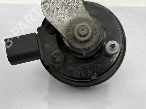 horn-vw-scirocco-iii-137-138-2008-2009-2010-2011-2012-2013-2014-2015-2016-2017-2018-25286323 main image