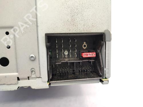 Used Radio VW POLO V (6R1, 6C1) 1.2 (70 hp) 23722408