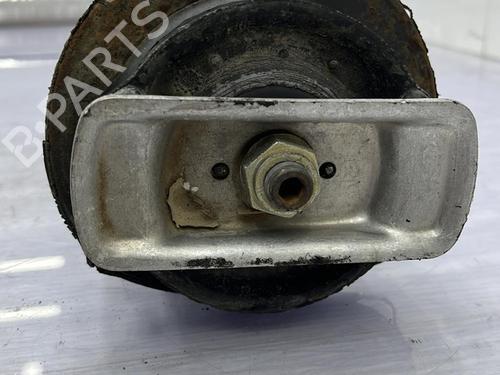 Used Left front shock absorber MERCEDES-BENZ E-CLASS (W124) E 250 D (124.126, 124.129) (113 hp) 23689233