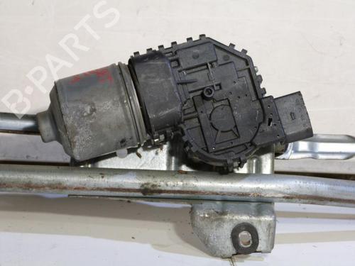 Used Front wiper motor Front wiper motor VW PASSAT B5.5 (3B3) 1.9 TDI (130 hp) 23671719 23671719