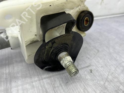 Front wiper motor NISSAN MICRA III (K12) 1.2 16V | BP24212743M29