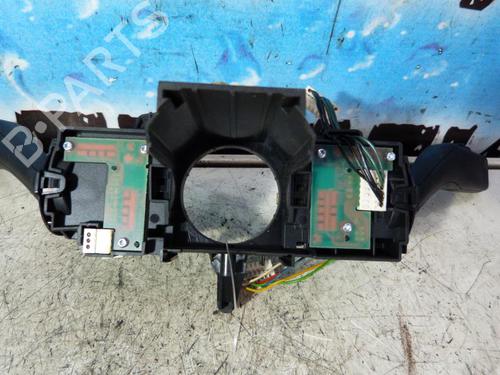 Used Steering column stalk VW GOLF VI (5K1) 1.6 TDI (105 hp) 23668682