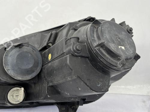 Right headlight VW GOLF V (1K1) 1.9 TDI | BP30129228C29