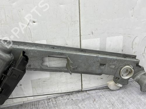 Front right window mechanism RENAULT SCÉNIC II (JM0/1_) 1.9 dCi (JM0G, JM12, JM1G, JM2C) | BP25221368C23 