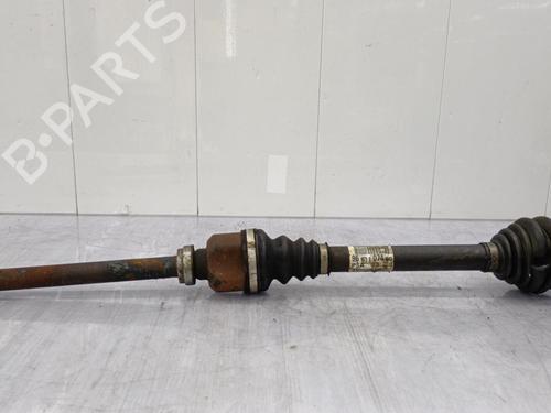 Right front driveshaft PEUGEOT 5008 (0U_, 0E_) 1.6 HDi | BP23676262M39