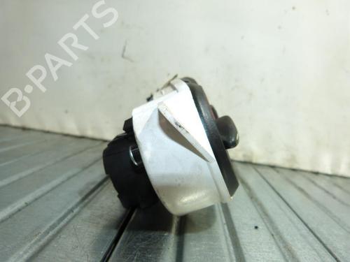 Used Climate control FORD FOCUS I (DAW, DBW) 1.6 16V (100 hp) 23667763