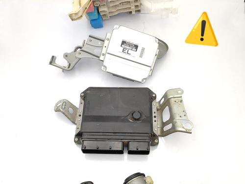 Used Electronic module TOYOTA YARIS (_P9_) 1.33 VVT-i (NSP90_, NSP90R) (100 hp) 23755588