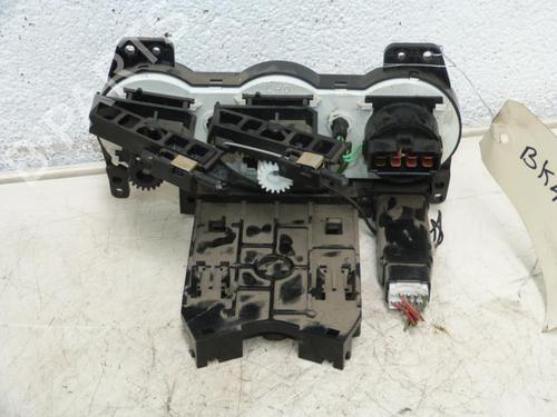 Used Climate control HYUNDAI ACCENT II (LC) 1.5 CRDi (82 hp) 23694189