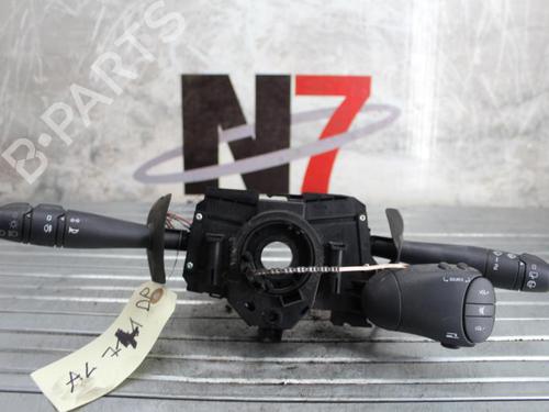 Used Steering column stalk RENAULT CLIO II (BB_, CB_) 1.2 (BB0A, BB0F, BB10, BB1K, BB28, BB2D, BB2H, CB0A,... (58 hp) 23668441