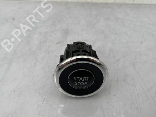 switch-nissan-qashqai-ii-j11-j11_-2013-30059682 main image