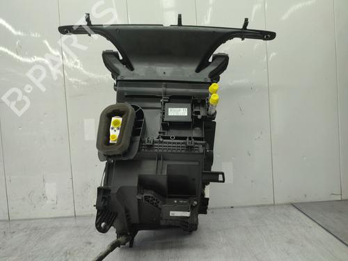 Used Heater matrix box TOYOTA YARIS (_P13_) 1.0 (KSP130_, KSP130) (69 hp) 29460266